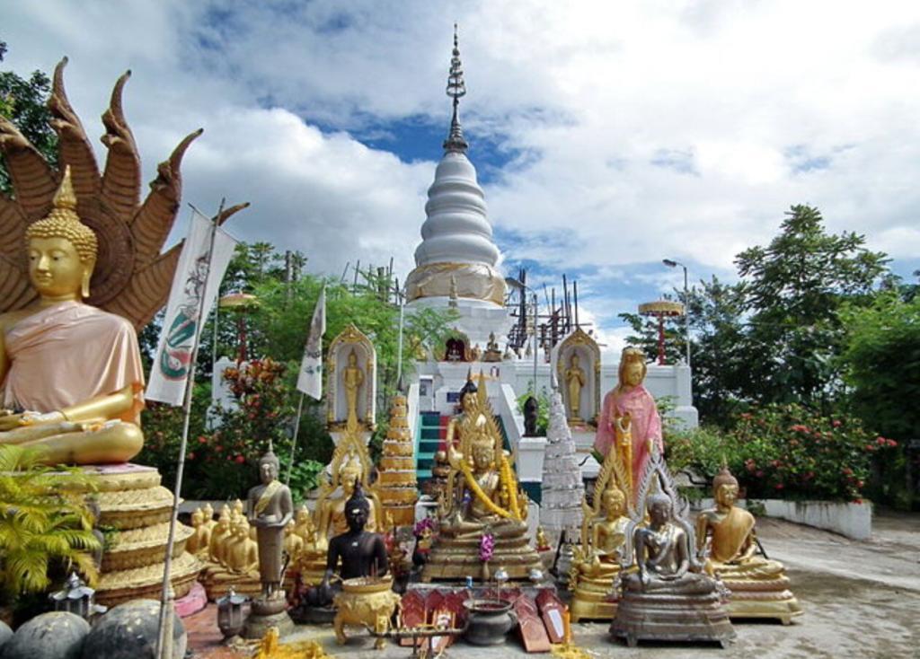 Wat Phrathat Doi Leng