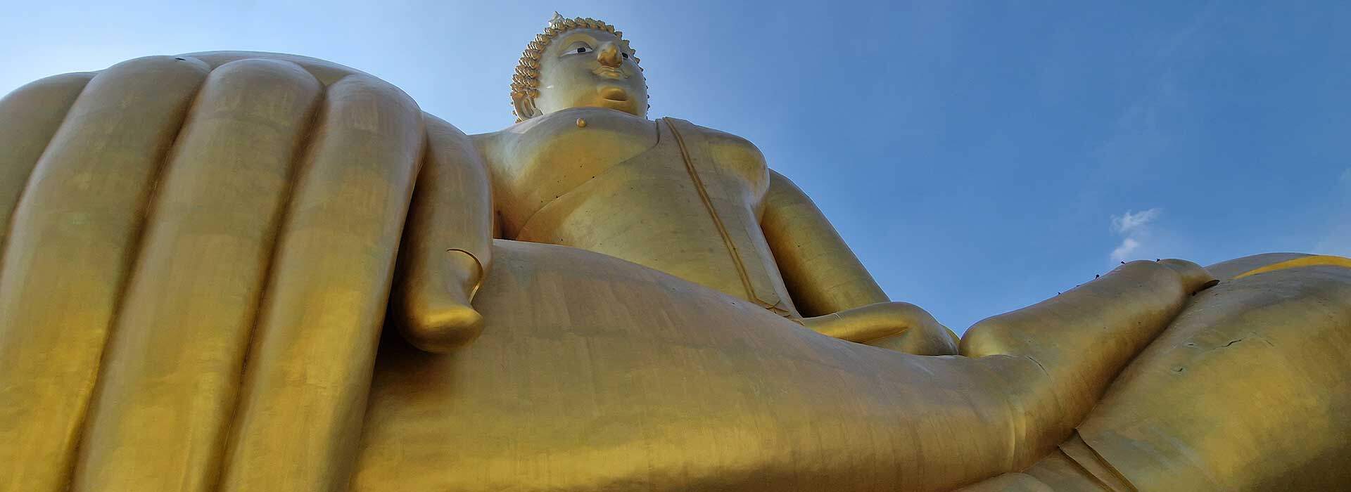 Wat-Muang